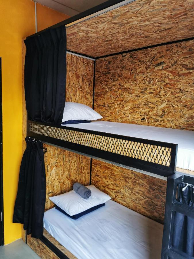 The Cocoon Capsule Hotel Cameron Highlands Exterior foto